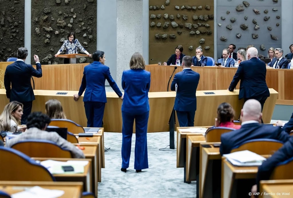 Coalitie hield elkaar heel, vooral NSC onder vuur van oppositie