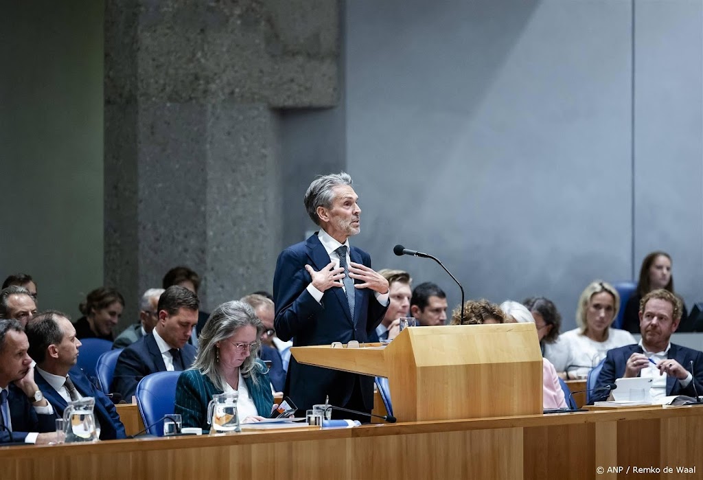 Schoof: 'volstrekt logisch' dat noodwet in regeerprogramma staat