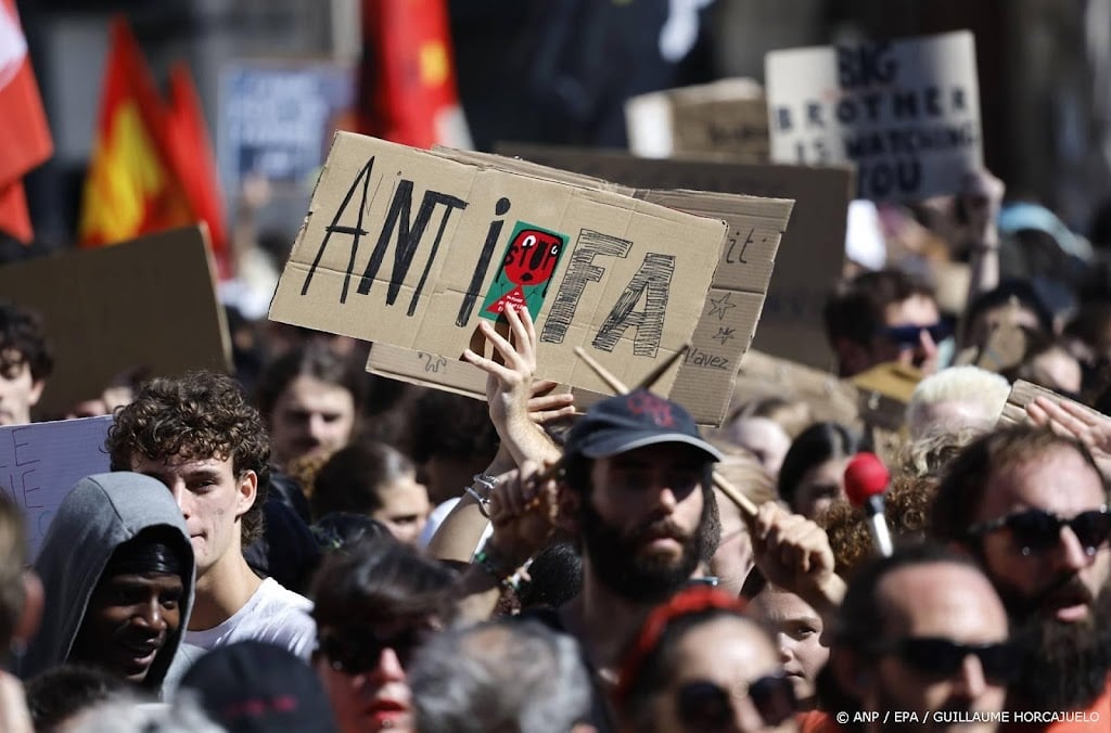 Schoof kan nog niet toezeggen dat Antifa op terrorismelijst komt