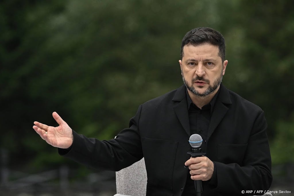 Zelensky bedankt Trump en Congres voor nieuwe sancties Rusland