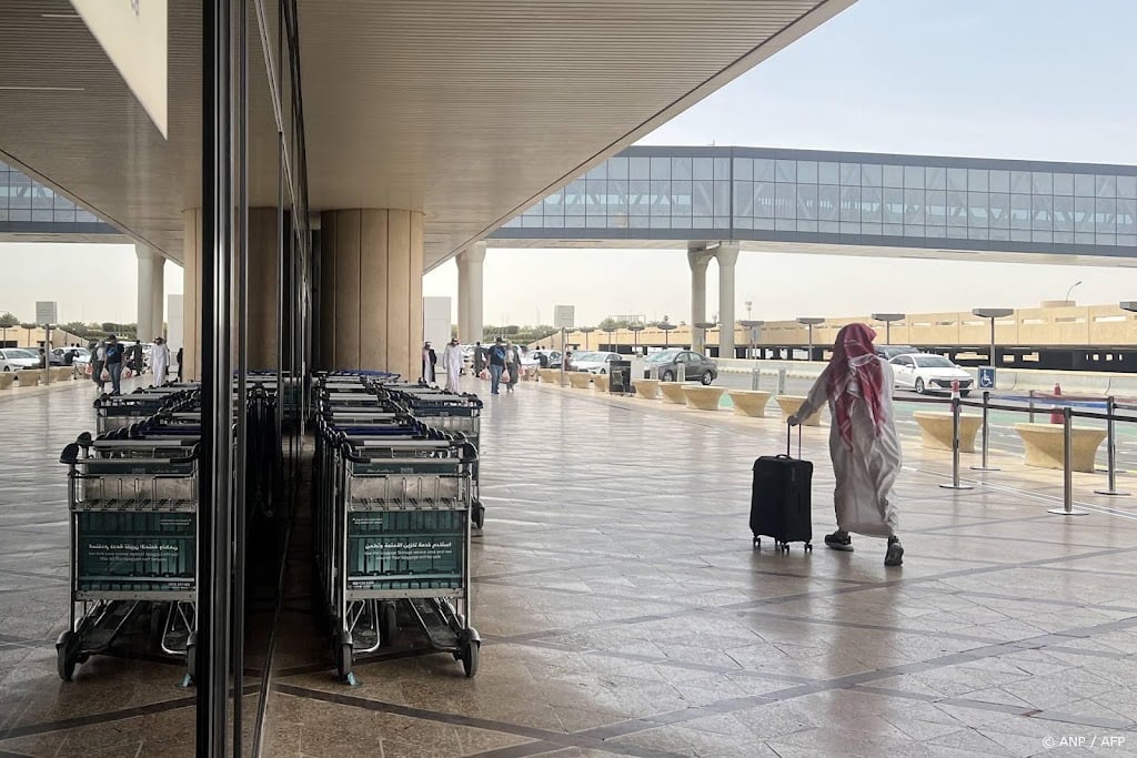 Rook bij luchthaven hoofdstad Saudi-Arabië na waarschuwingen