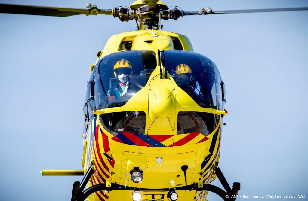 Eerste coronapatiënt per helikopter verplaatst