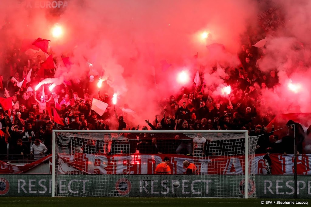 Antwerp 1 wedstrijd in Europa League zonder publiek na rellen 