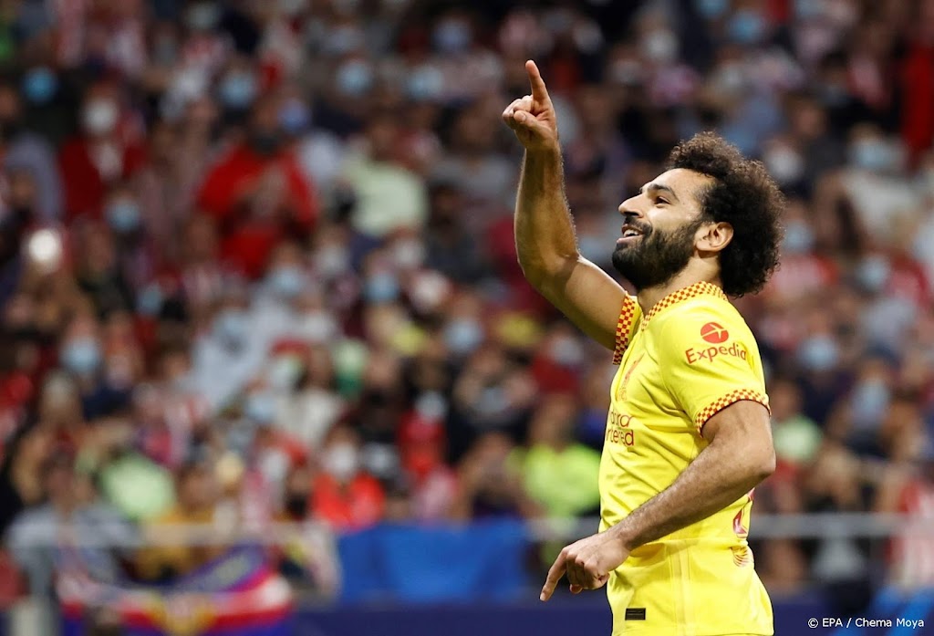 Salah schiet Liverpool langs tien man van Atlético Madrid