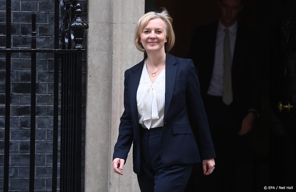Meevaller voor Truss na verlies tweede minister in week