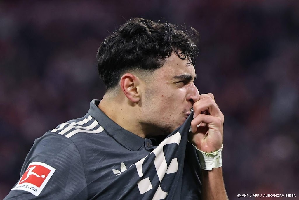 Bayern-speler Pavlovic lang uit roulatie met gebroken sleutelbeen