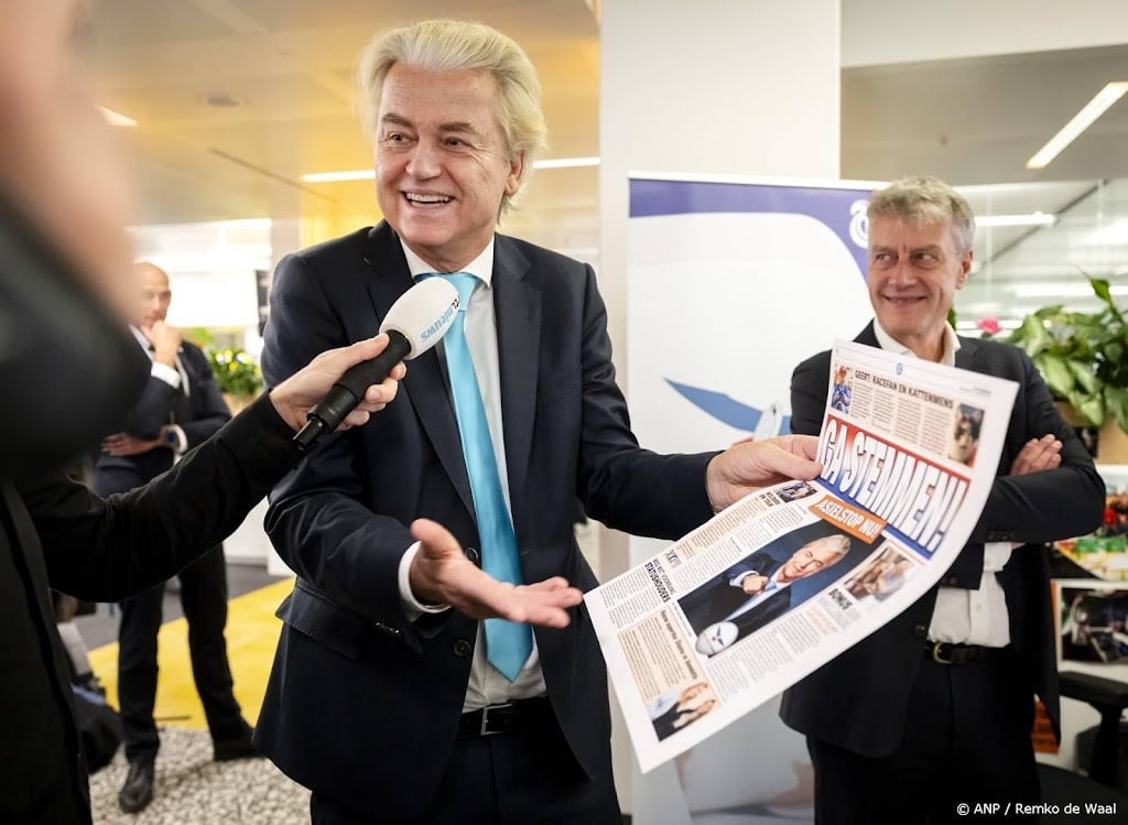 'Krantje maken' bij De Telegraaf: Wilders roept op om te stemmen