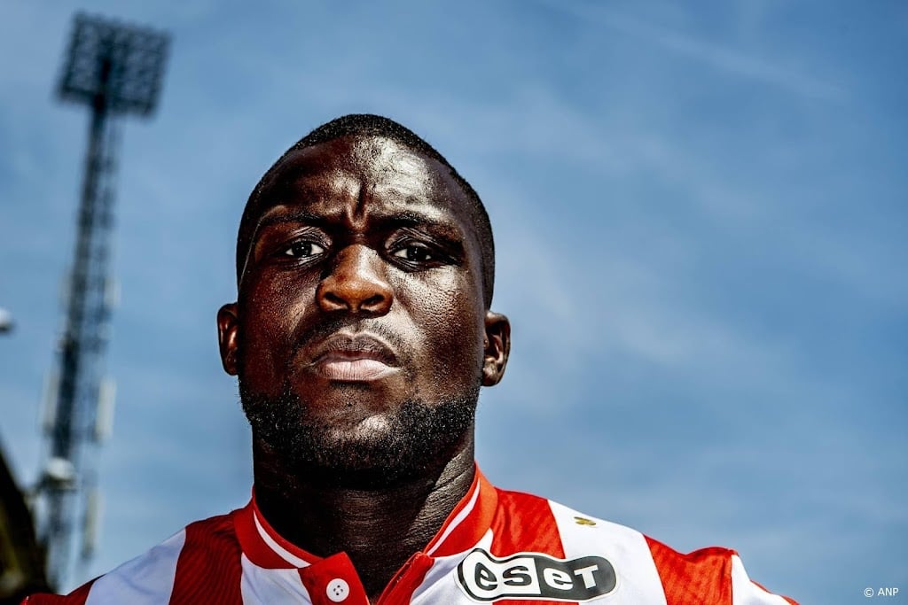 Oud-voetballer Drenthe getroffen door herseninfarct