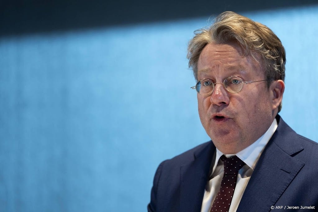 Baas DNB waarschuwt: klimaatdoel Parijs bijna niet meer haalbaar