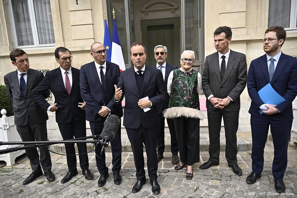 Franse premier wil avondklokken na weekend vol rellen