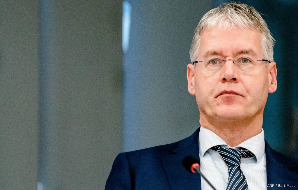 Salarissen omroepbazen vanaf 2021 omlaag