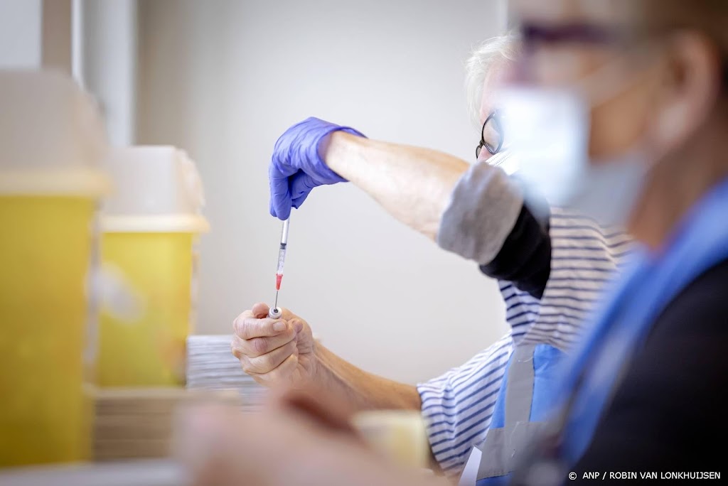 Allergoloog: reactie na eerste coronaprik is vaak geen allergie