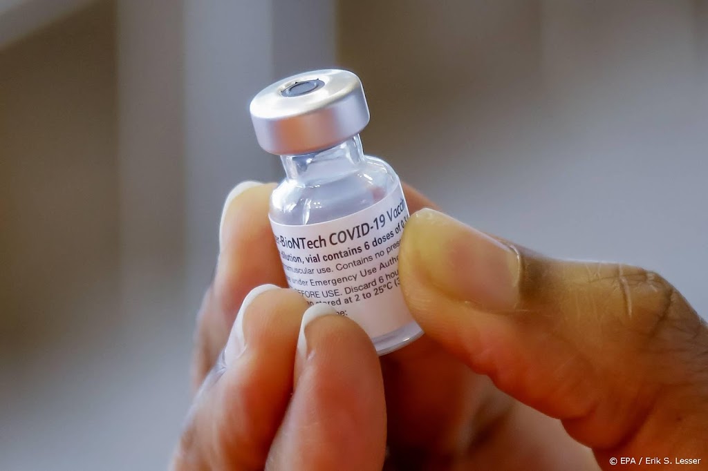 Derde coronavaccinatie goedgekeurd voor alle volwassenen in VS