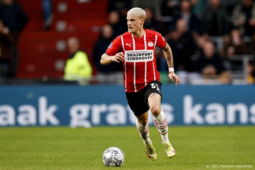 PSV'er Max loopt coronavirus op en mist duel met Vitesse