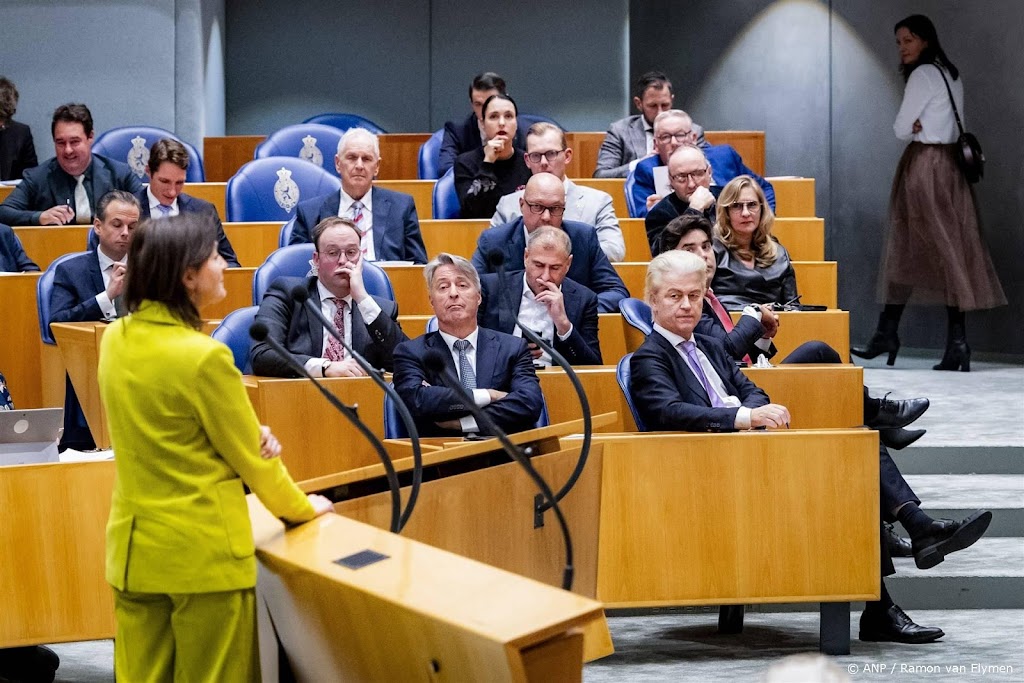 Ook na extra stemming geen steun voor debat over kabinetscrisis