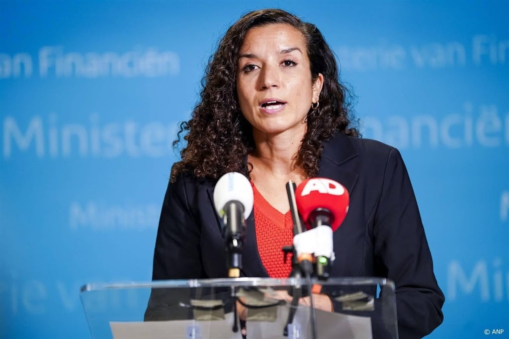 Oproep oppositie: zet koers Achahbar door bij toeslagenherstel