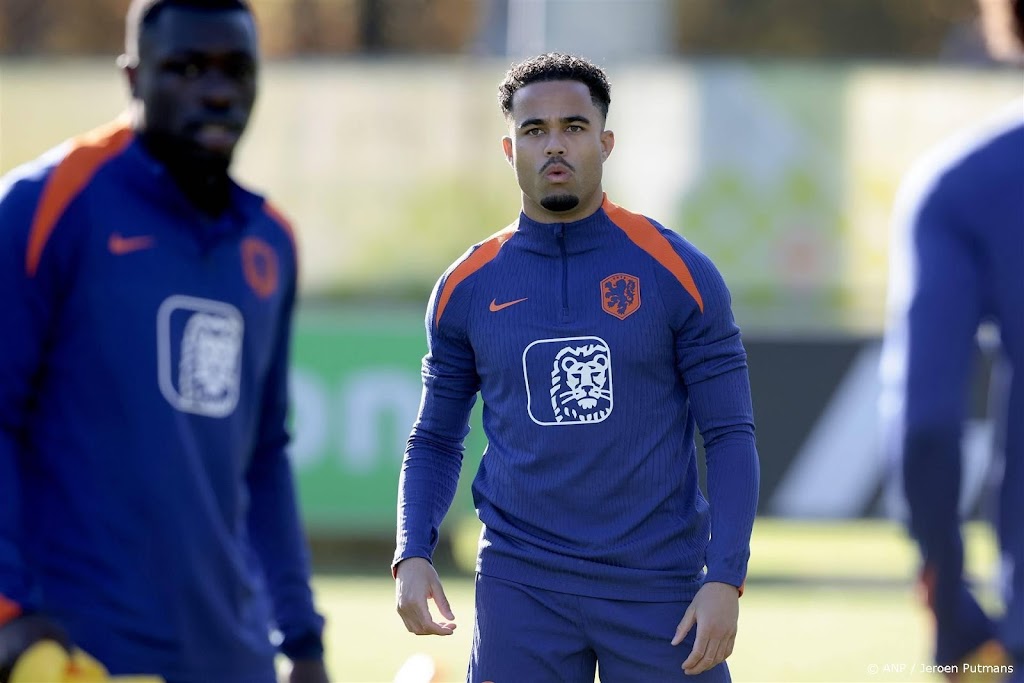 Kluivert keert tegen Bosnië na zes jaar terug in Oranje