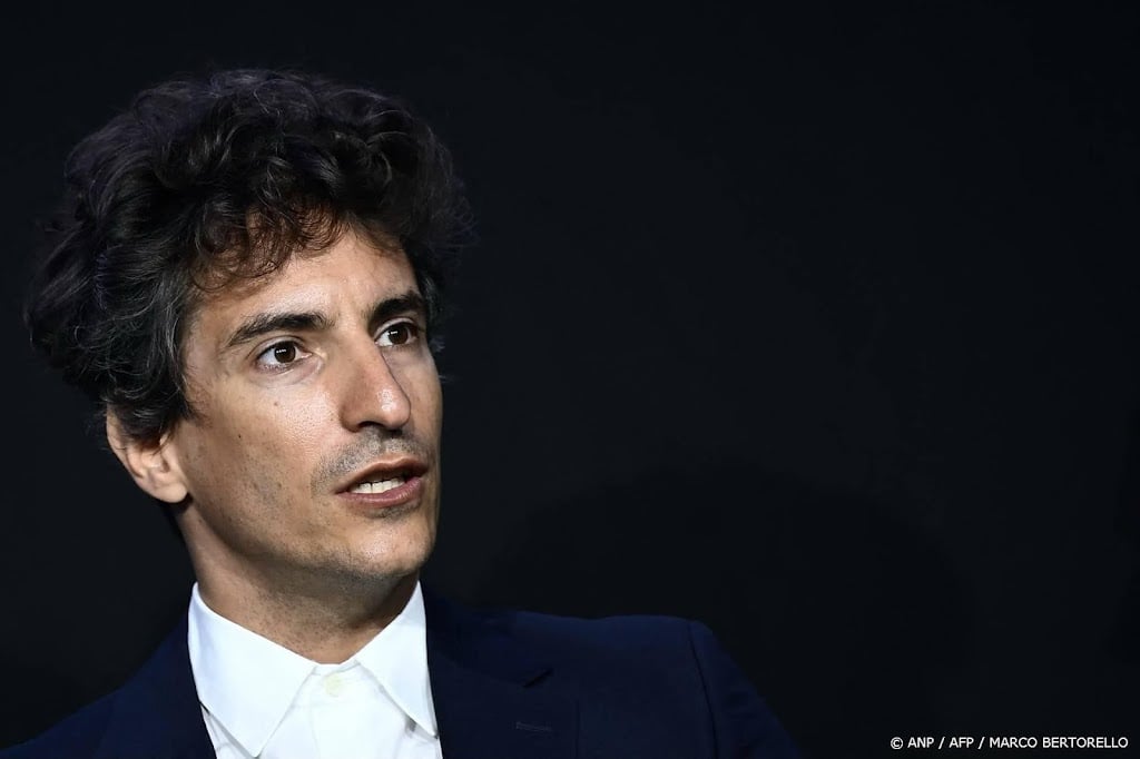 Prada-erfgenaam krijgt leiding over Versace