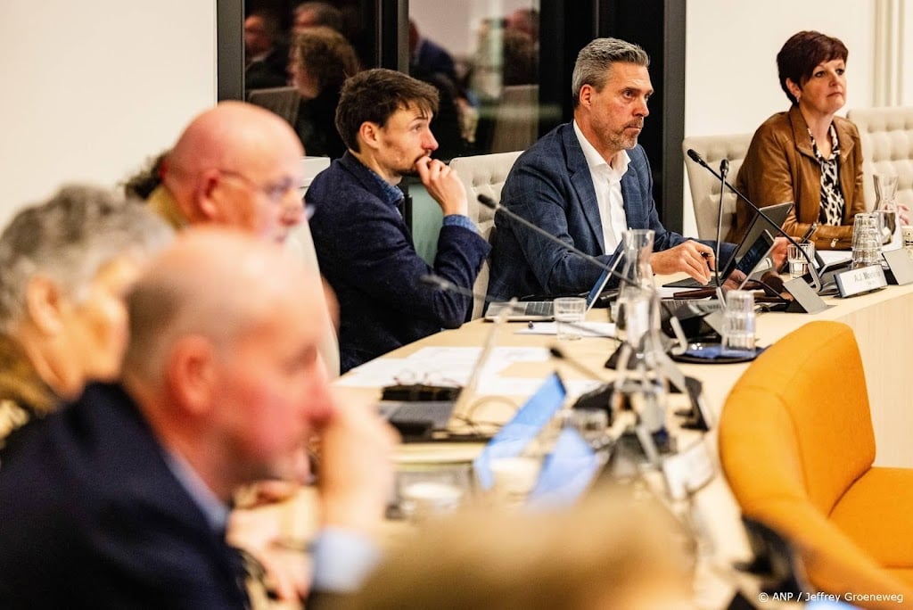 Insprekers vragen gemeente in laatste poging Moerdijk te behouden