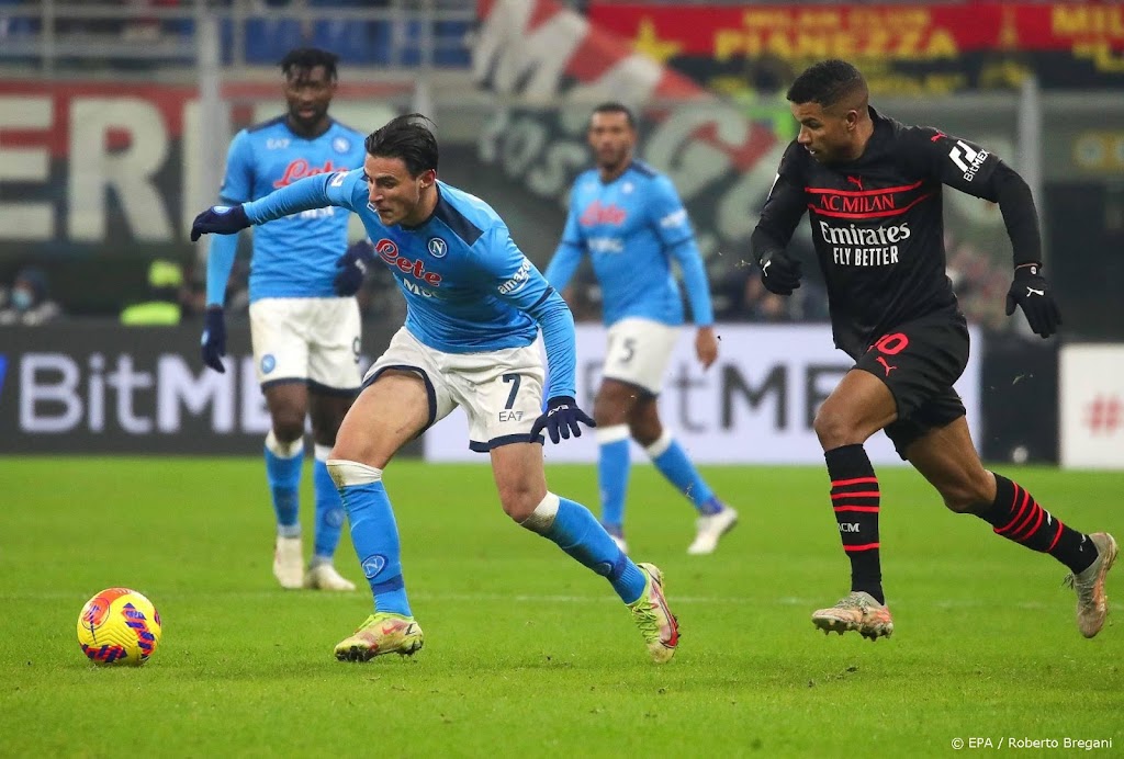 Napoli wint bij AC Milan en klimt naar tweede plaats in Serie A