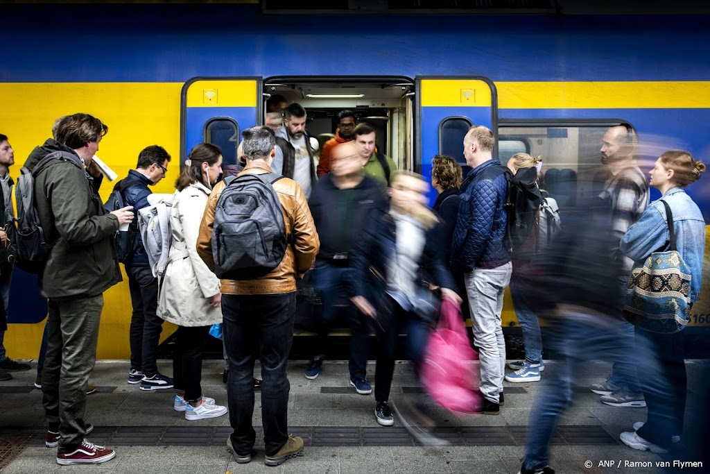NS: personeelstekort in september meest merkbaar in treinen