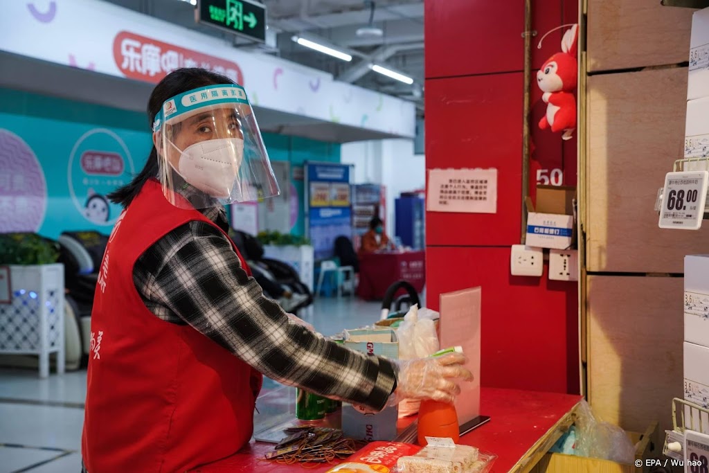 China meldt eerste coronadoden in weken, zorgen om nieuwe golf