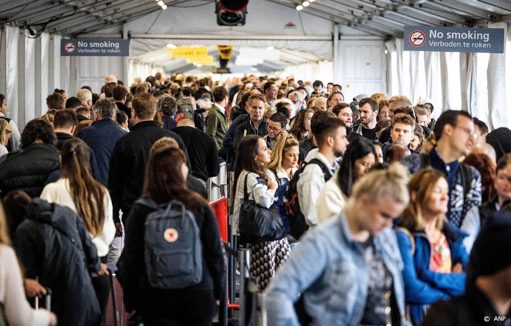 Schiphol verwerkte 4 miljoen passagiers in november