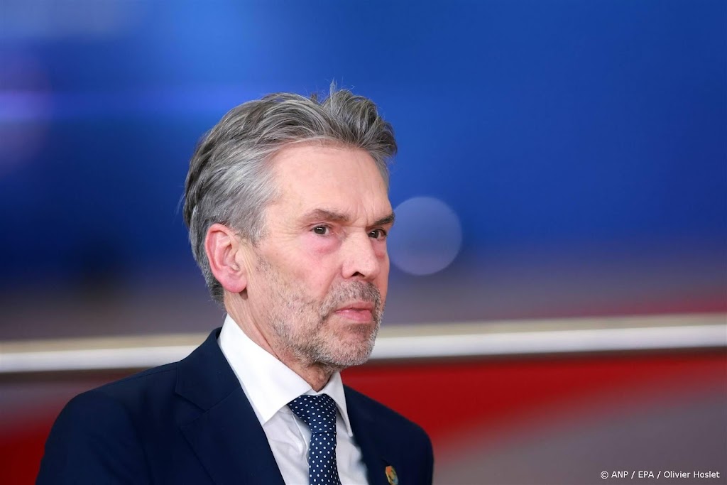 Schoof zwijgt over vredestroepen, ook al brengt Oekraïne het op