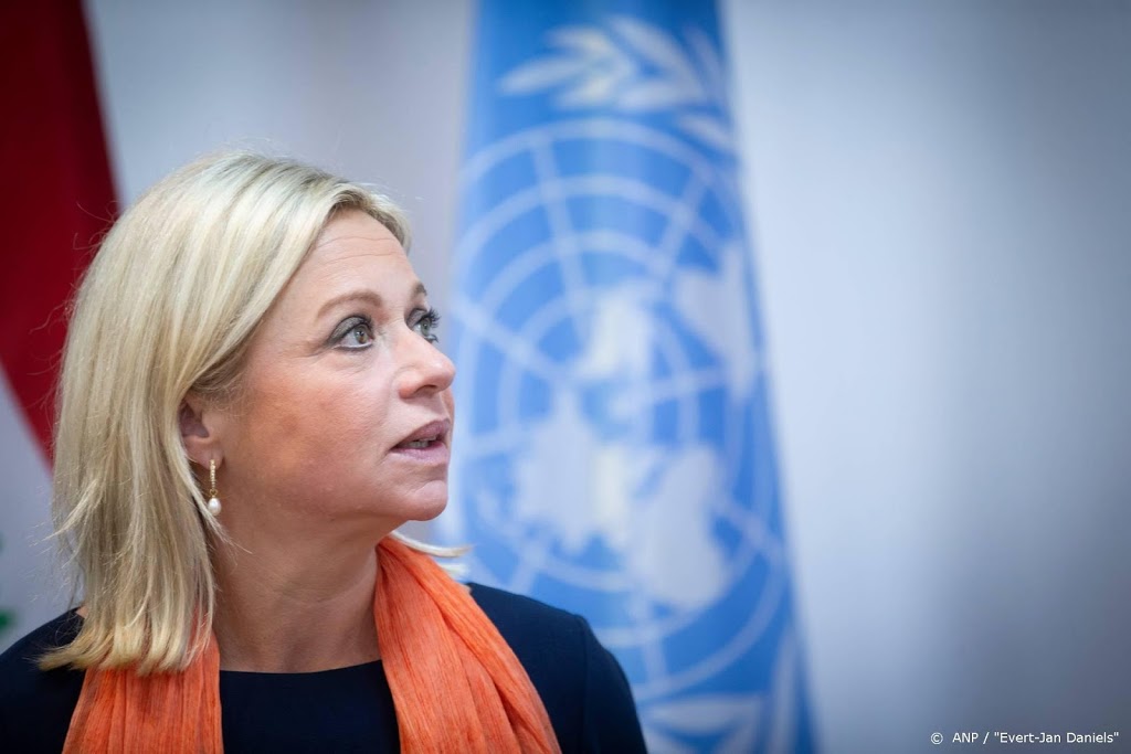 Hennis: neerslaan protesten Irak ontoelaatbaar