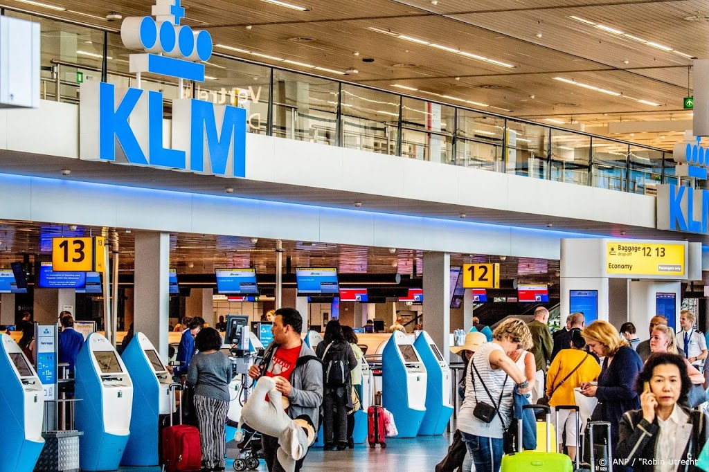 FNV eist van KLM dat personeel facilitaire dienst werk behoudt