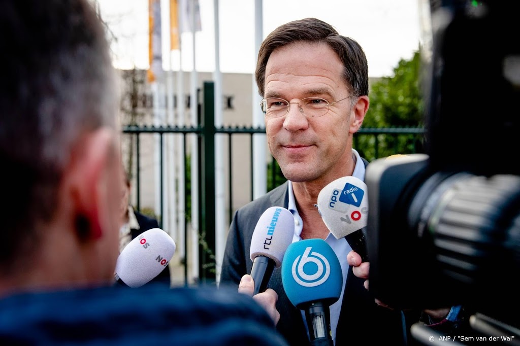 Rutte voert 'indrukwekkend' gesprek met ouders toeslagenaffaire