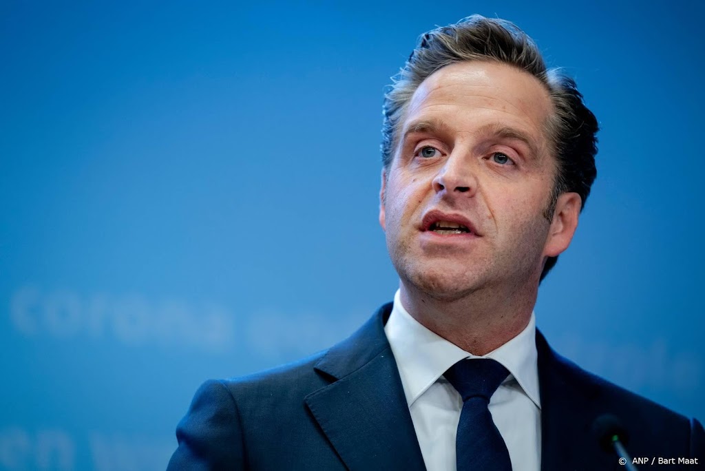 De Jonge: meer tijd tussen inentingen met Pfizer-vaccin