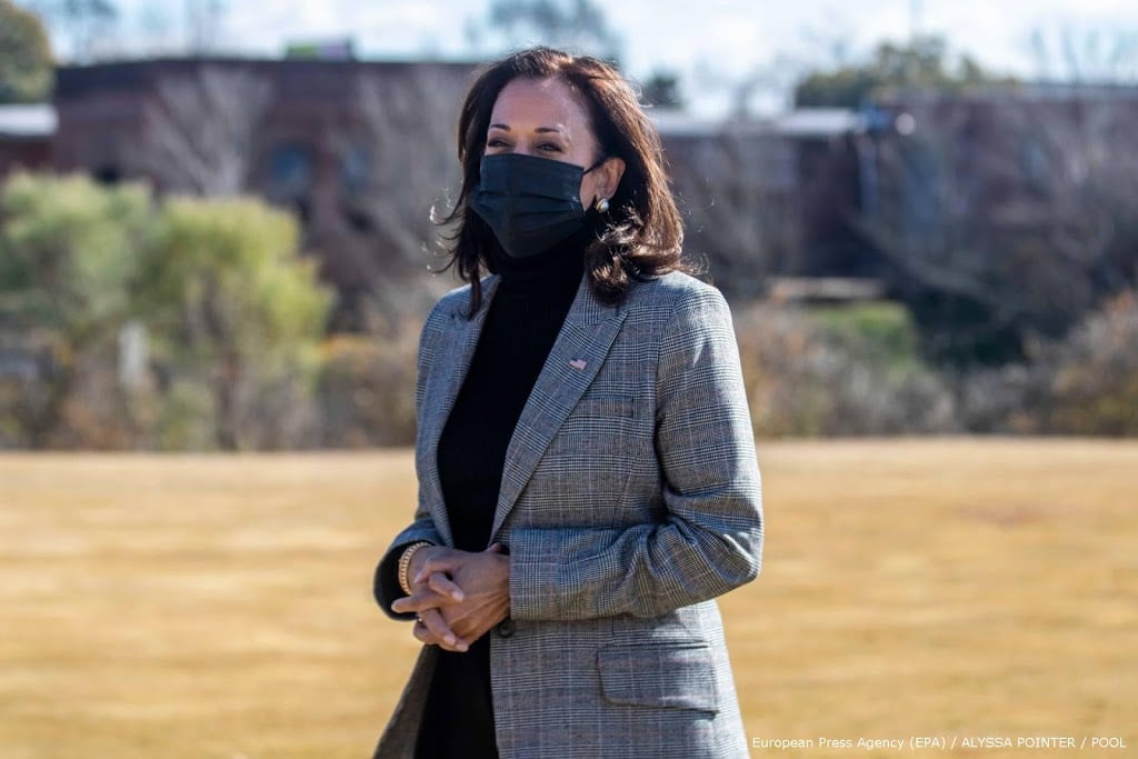 Kamala Harris als eerste vrouw beëdigd als vicepresident van VS  