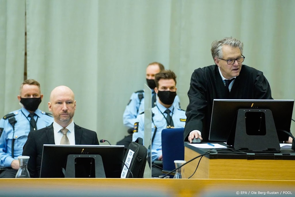 Noorse aanklager wil dat terrorist Breivik in cel blijft