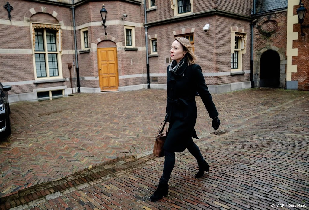 Rijksambtenaren krijgen nieuwe eed: meer oog voor burger 