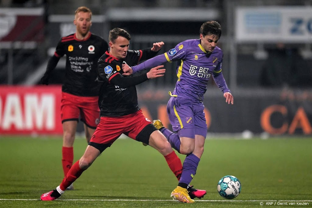 Excelsior klimt met zege richting middenmoot van Eredivisie  