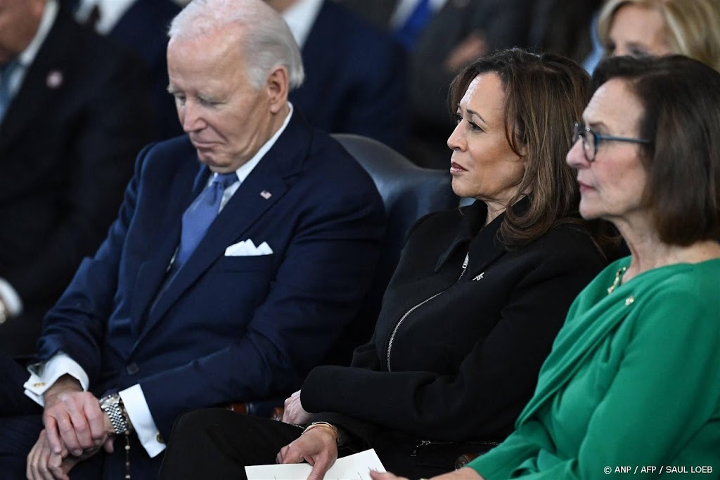 Biden vertrekt in helikopter