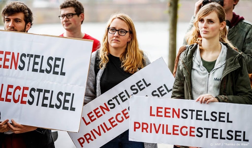 'Middeninkomens hardst geraakt door leenstelsel'