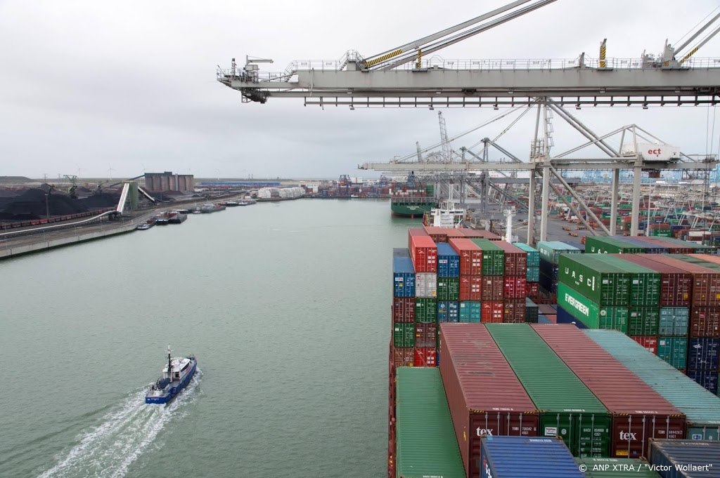Rotterdamse haven: schepen gebruiken minder brandstof