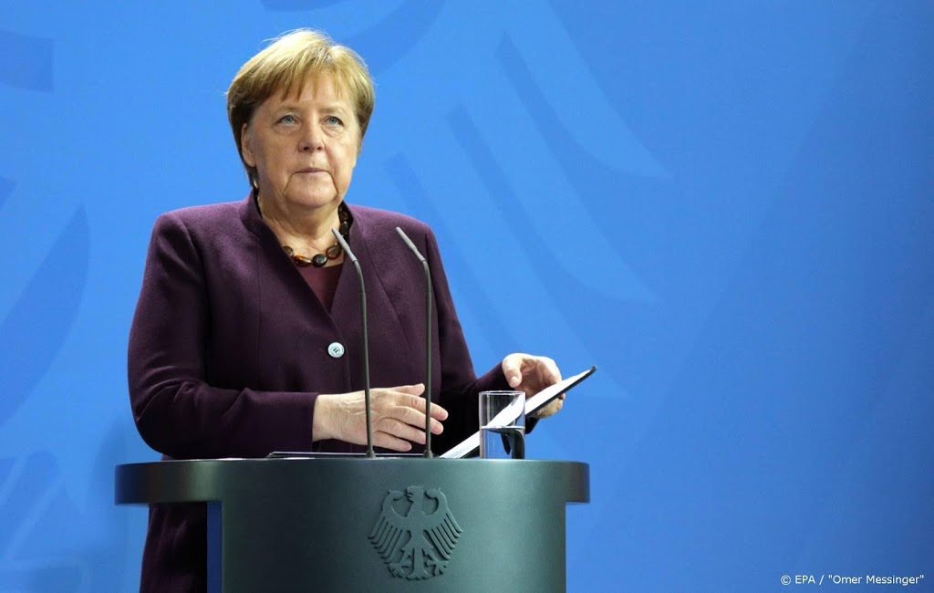 Merkel: samenleving geplaagd door gif van haat en racisme