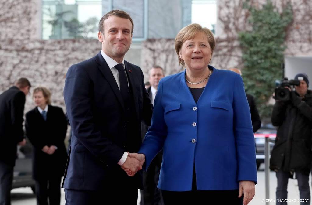 Merkel en Macron willen gesprek met Poetin en Erdogan over Syrië
