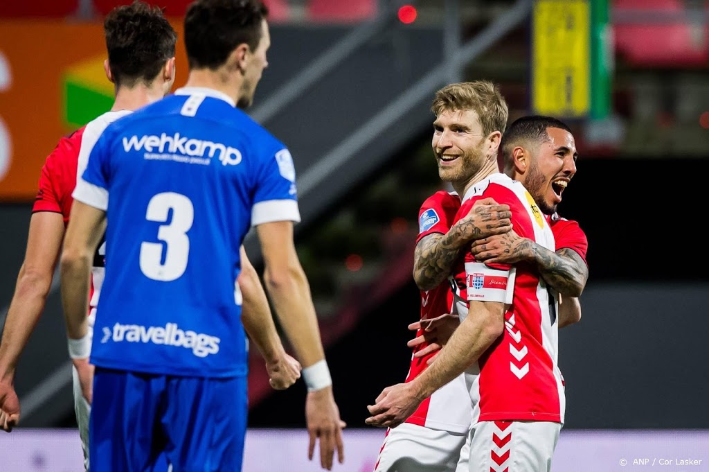 FC Emmen boekt eerste zege in Eredivisie in bijna een jaar