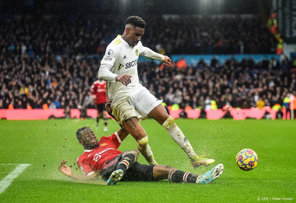 Manchester United wint dankzij invallers bij Leeds United