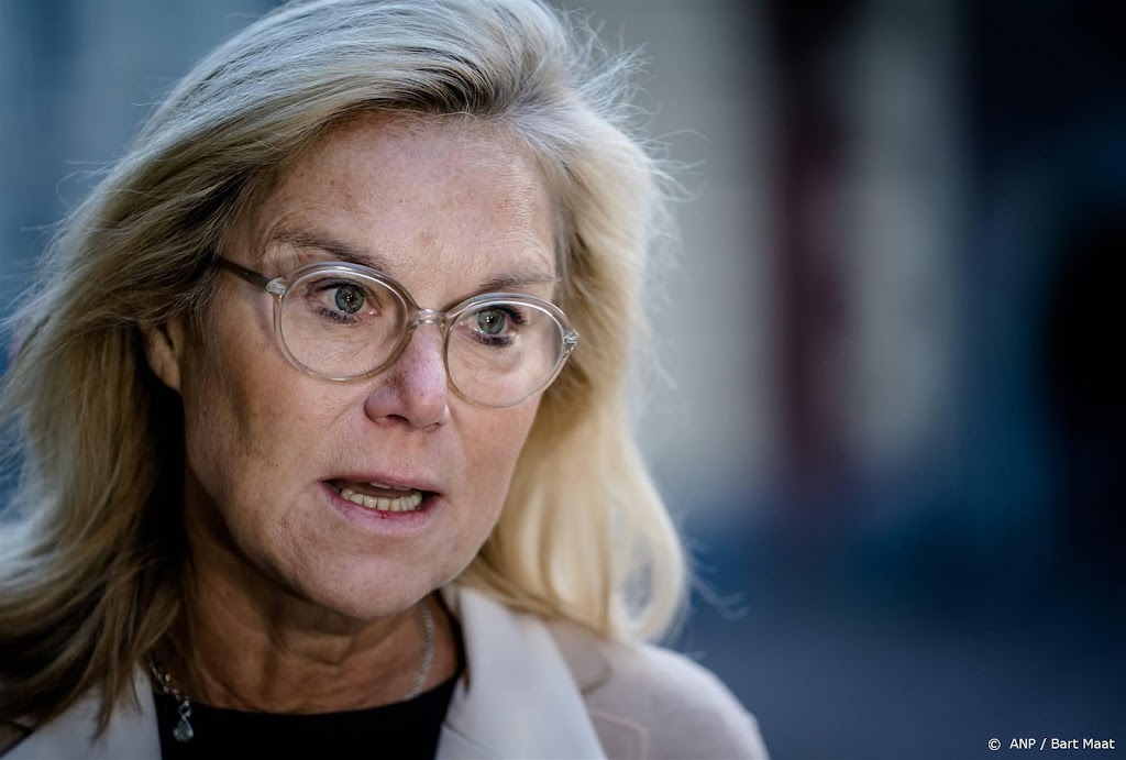 Organisator debat: Kaag kon groep met fakkels niet vermijden
