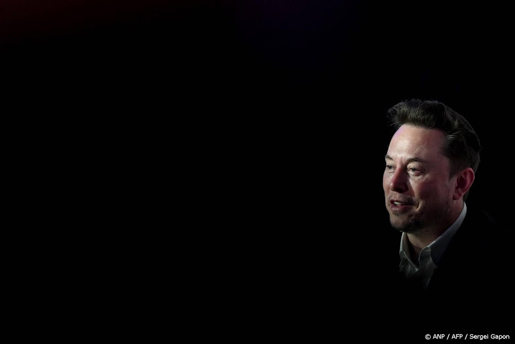 Patiënt met Neuralink-chip kan met brein muis besturen, zegt Musk