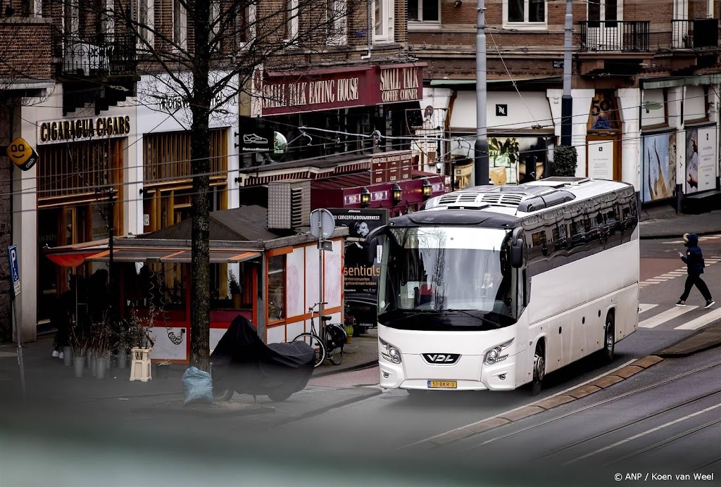Schoolreisjes per touringcar minder in trek, merkt branche