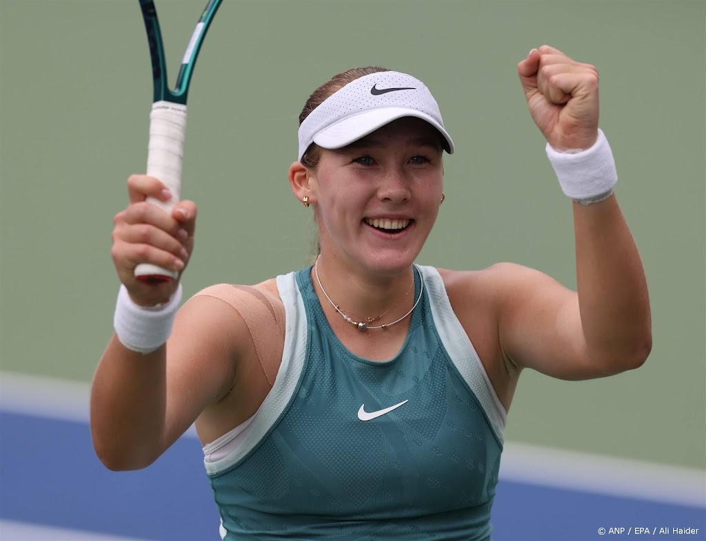 Tennisster Swiatek verliest in Dubai van tienertalent Andrejeva