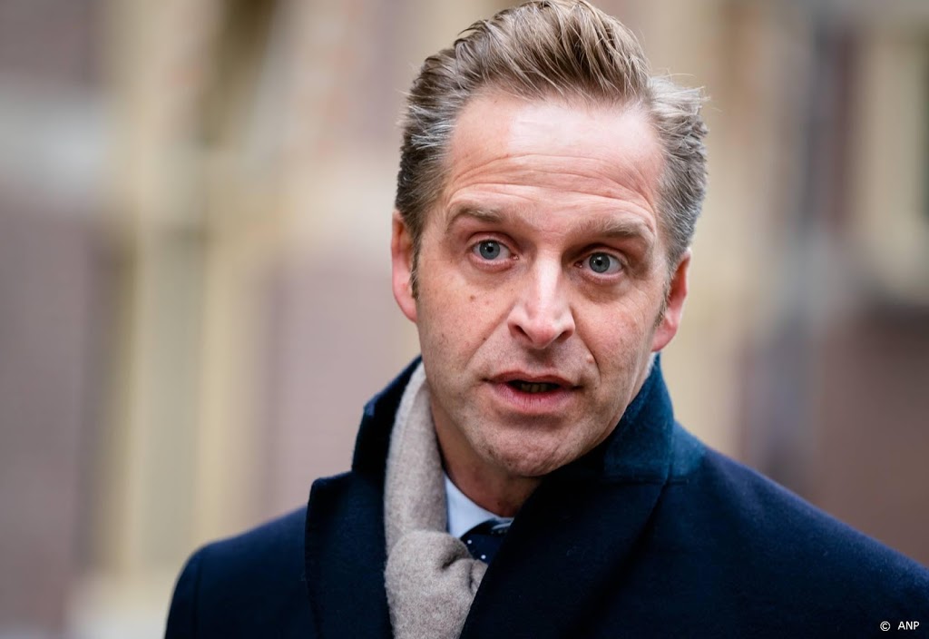 'Coronaminister' De Jonge naarstig op zoek naar opvolger Bruins