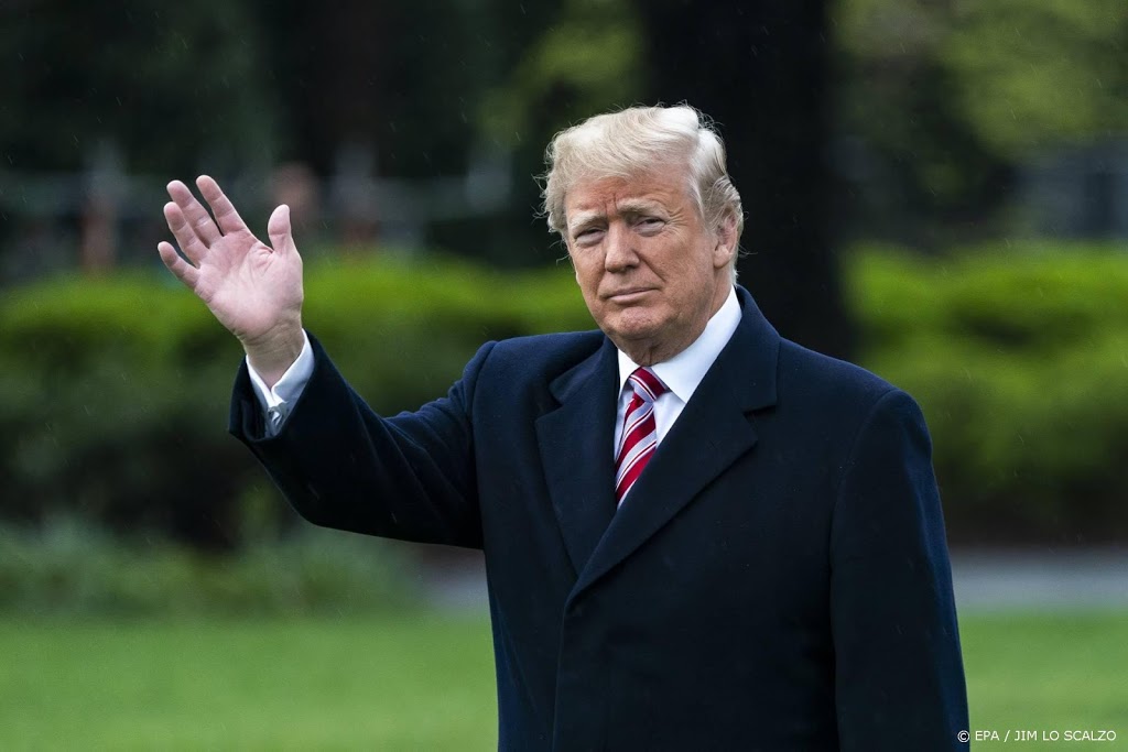 'Golfresort Mar-a-Lago van Trump deels dicht om corona-uitbraak'