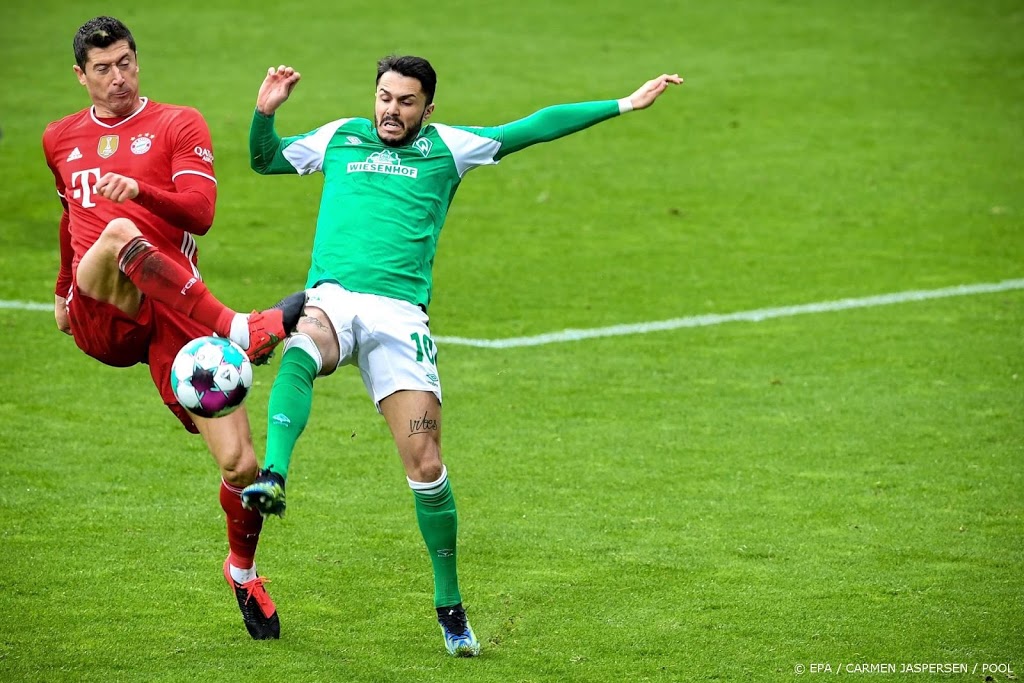 Bayern München laat Lewandowski met Polen naar Engeland gaan